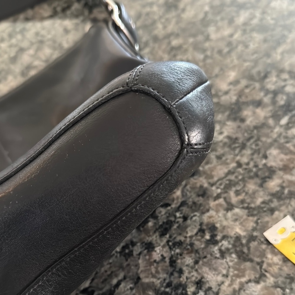 Coach vintage black leather crossbody - Picture 10 of 14